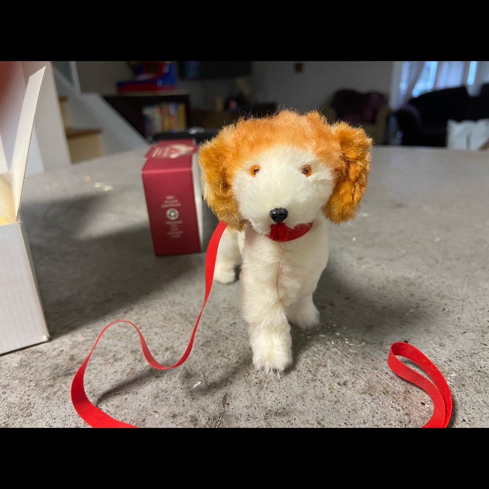 Molly McIntire Bennett Pre-Mattel version, original packaging, mint condition
